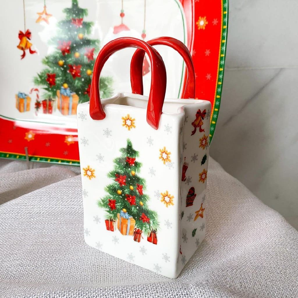 Conjunto de Porcelana Natalino com 6 Peças