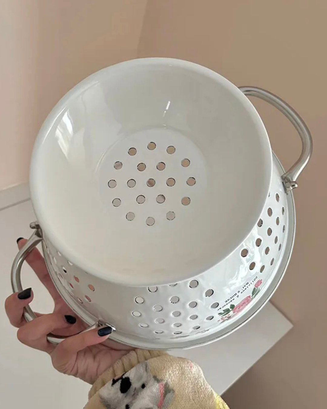 Cesta de Frutas Esmaltada Vintage Rosa Decoração e Armazenamento Elegante