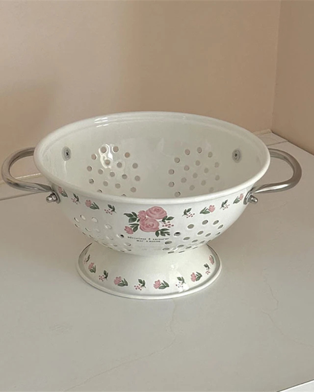 Cesta de Frutas Esmaltada Vintage Rosa Decoração e Armazenamento Elegante