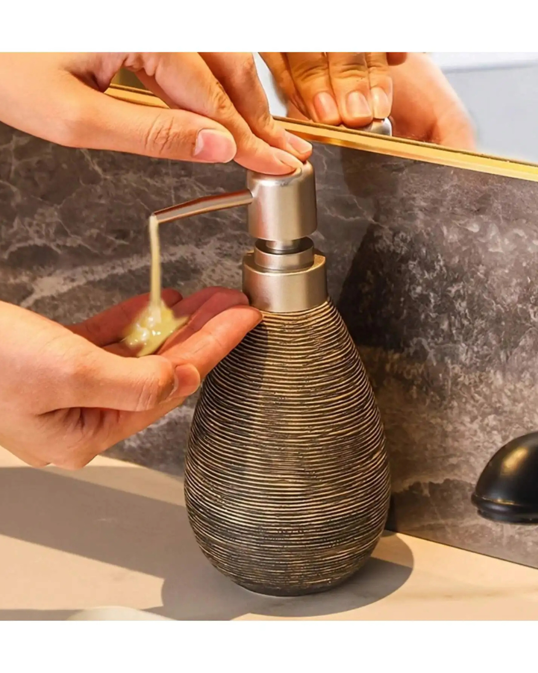 Dispenser de Sabonete em Cerâmica Estilo Retrô com Bomba Para Cozinha e Banheiro