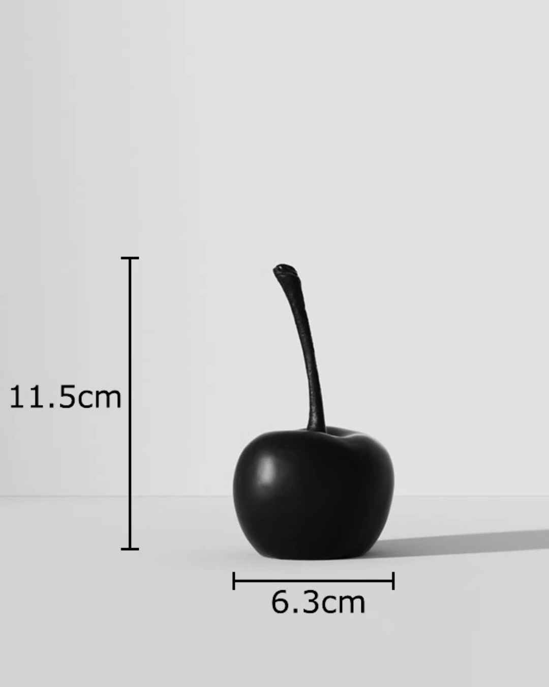 Estátua de Frutas Preto e Branco em Resina Decoração Minimalista para Mesa e Sala