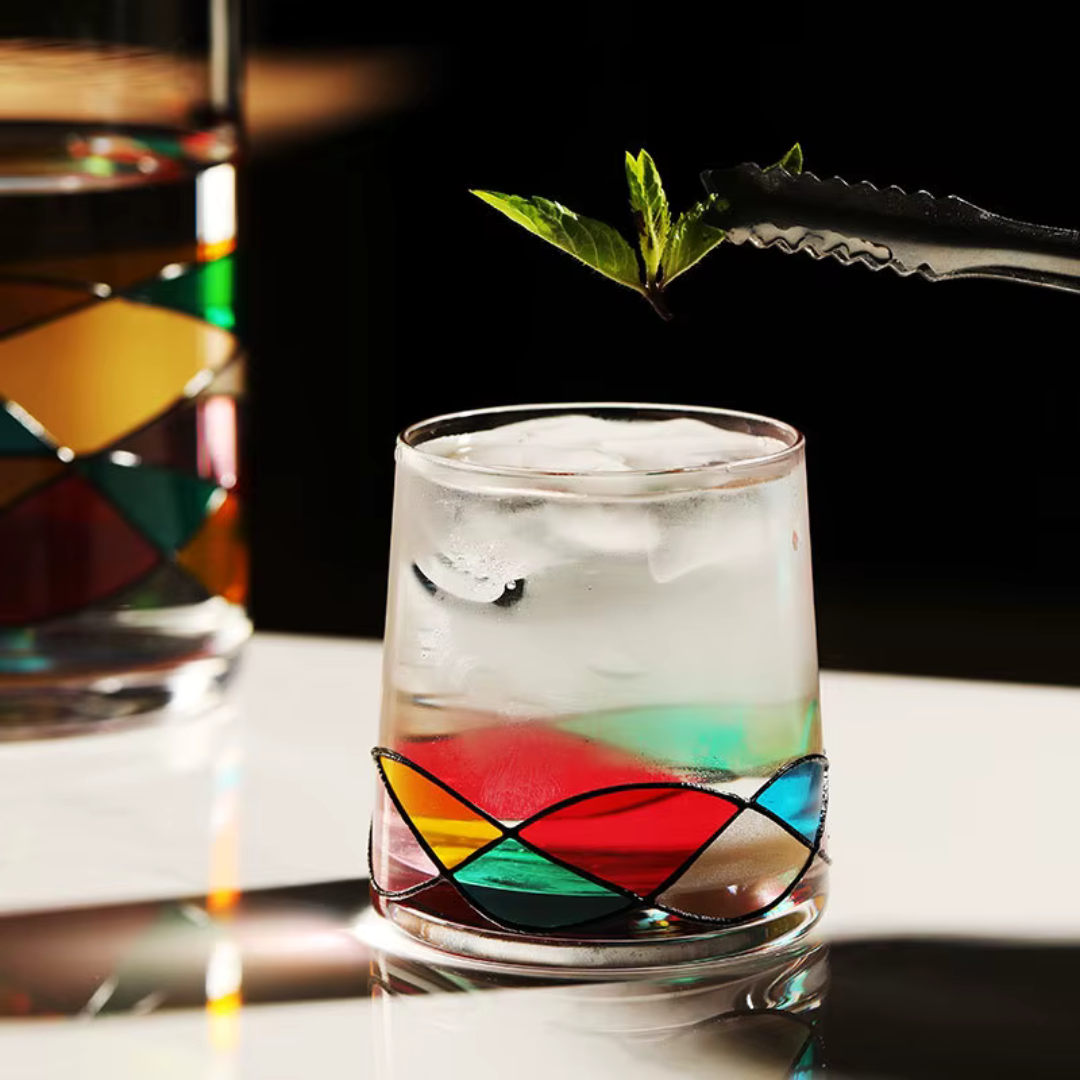 Conjunto de Garrafa e 4 Copos de Vidro Colorful