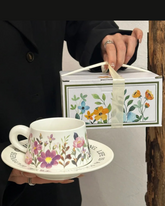 Conjunto de Pires e Caneca de Cerâmica