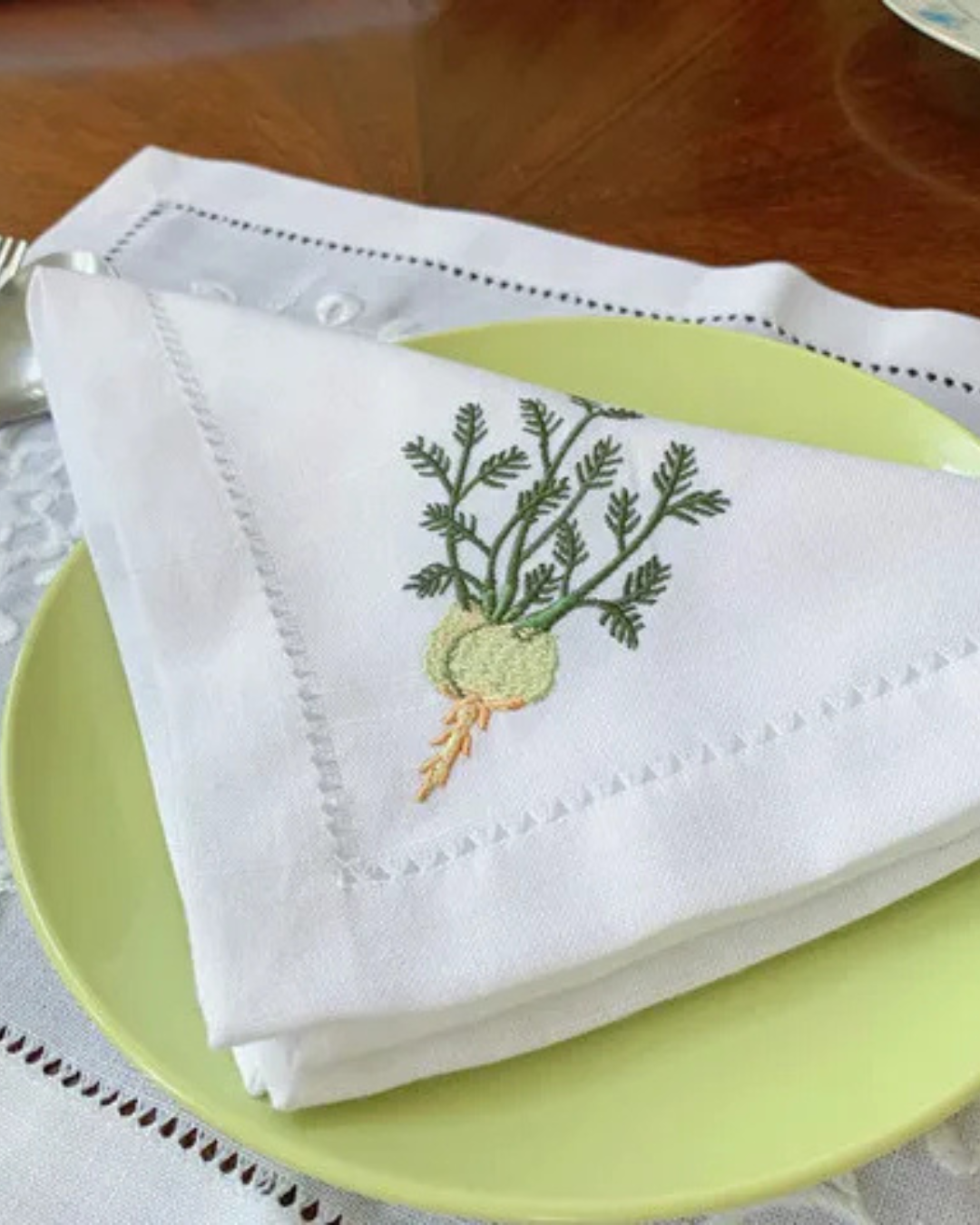 Guardanapos de Linho e Algodão com Bordado de Vegetais 45x45cm