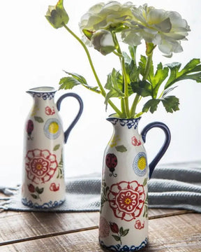 Jarra de Cerâmica Vintage com Pintura Feita à Mão