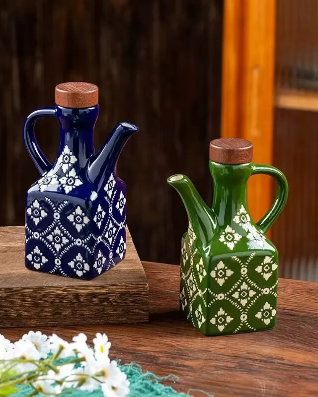 Pote de Óleo de Cerâmica 250 ml com Tampa de Madeira e Alça