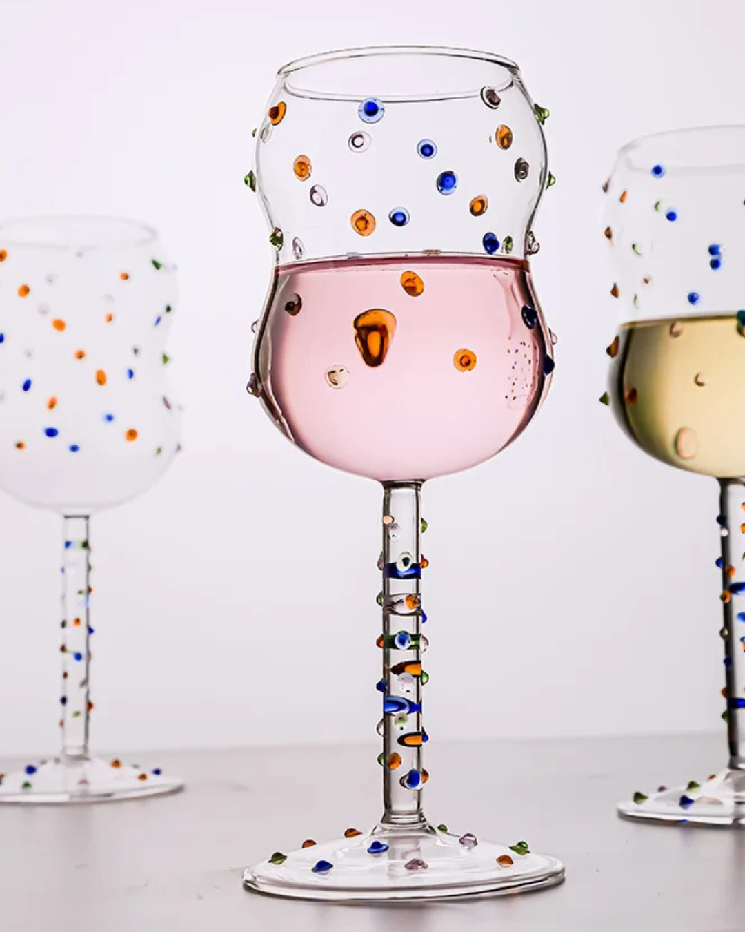 Taça de Vidro com Pontos Coloridos 300ml Vinho Branco e Tinto