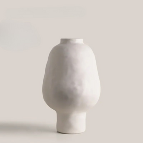 Vaso de Cerâmica com Padrão de Martelo